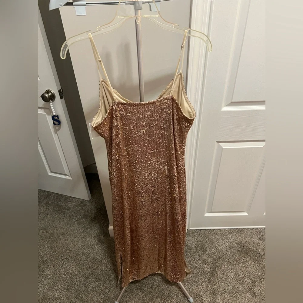 Steve Madden Pink Sequined Double Slit Slip Dress Size Medium (6-8) NWT - Picture 9 of 11